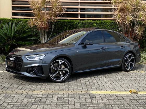 AUDI A4 2.0 TFSI MHEV S LINE S TRONIC AUDI A4 2.0 TFSI MHEV S LINE S TRONIC